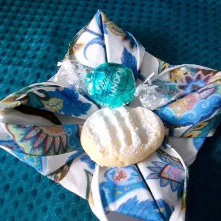 DIY Serviettenblume falten