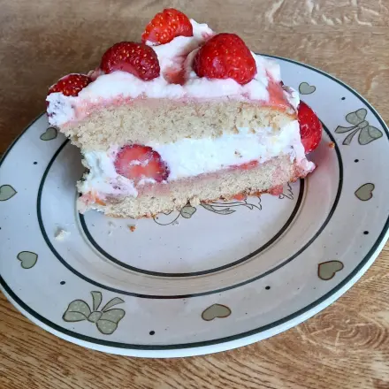 Kleine Erdbeertorte