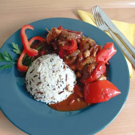 Putenschaschlik mit Soße