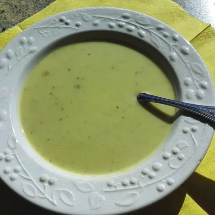 Cremige Rosenkohlsuppe