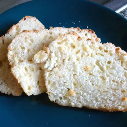 Schnelles Käsebrot backen
