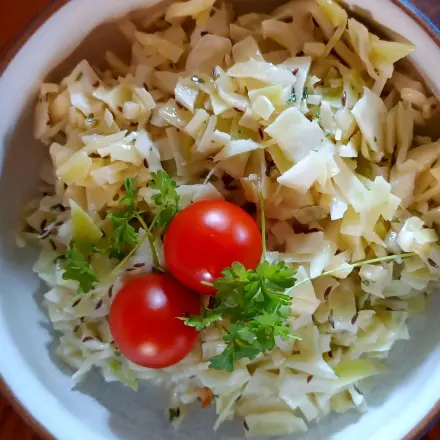 Weißkrautsalat mit Kümmel - lecker und bekömmlich