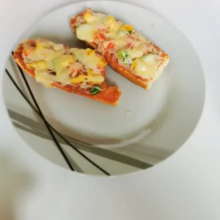Selbstgemachtes Pizzabaguette wie von Dr. Oetker - einfach und schnell