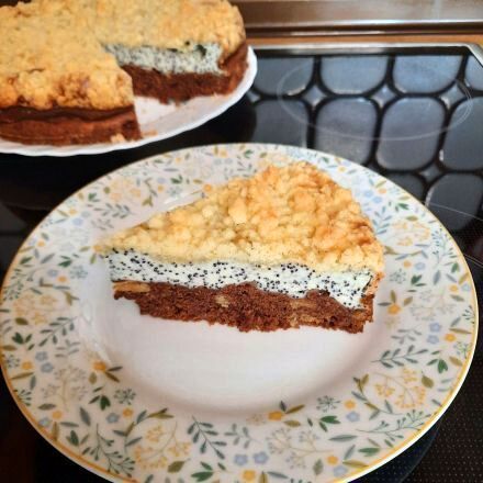 Quark-Mohn-Kuchen mit Streusel