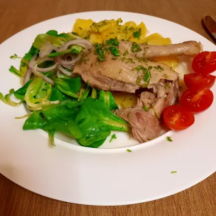 Suppenhuhn aus dem Schnellkochtopf