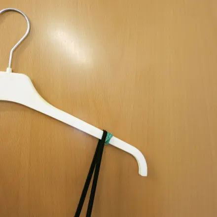 Trägerkleider - So rutschen sie nicht so leicht vom Kleiderbügel
