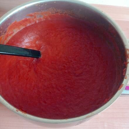 Tomatensoße auf Vorrat: Rezept zum Einkochen & Einfrieren