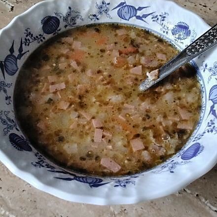 Reste-Suppe mit Kartoffeln, Gemüse und Leberwurst