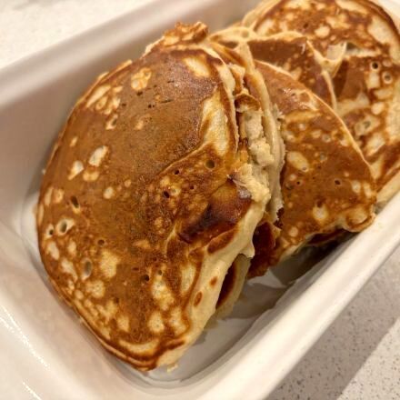 Oladji Pfannkuchen mit Kefir - ohne Zucker & Weizen