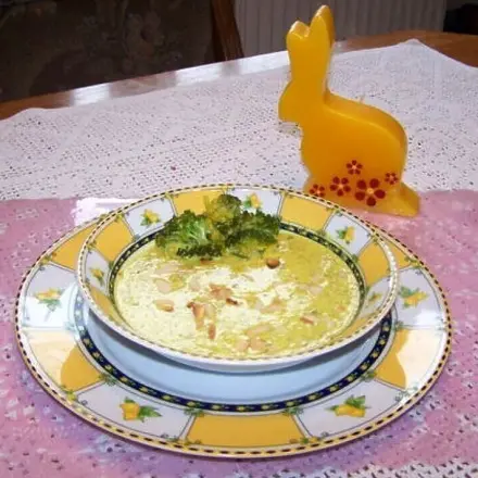 Gemüsesuppe zur Osterzeit