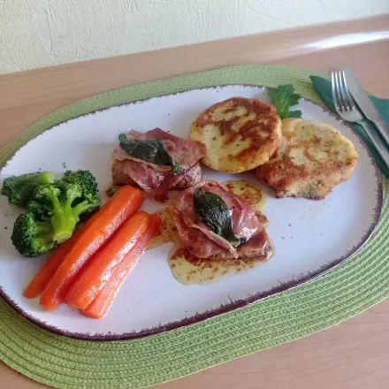 Kalbsschnitzel Saltimbocca