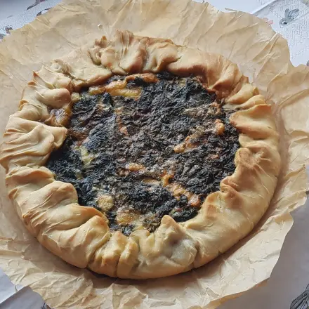 Kräuterquiche mit Wildkräutern