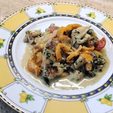 Vegetarisches Pfannengericht mit Blumenkohl & Paprika