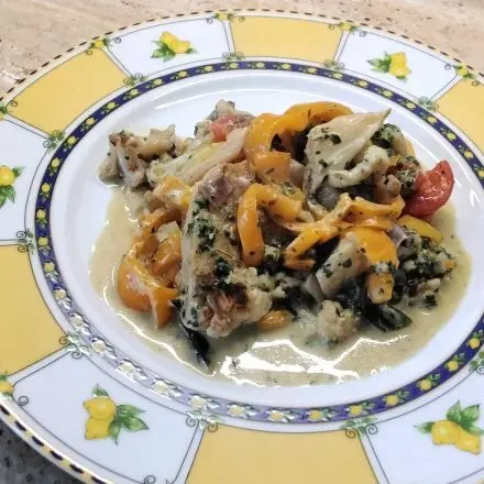 Vegetarisches Pfannengericht mit Blumenkohl & Paprika