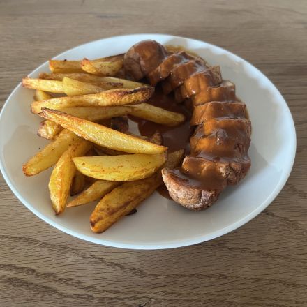 Currywurst aus der Heißluftfritteuse