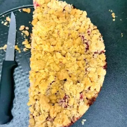 Zwetschgenkuchen mit Vanillepudding & Streuseln