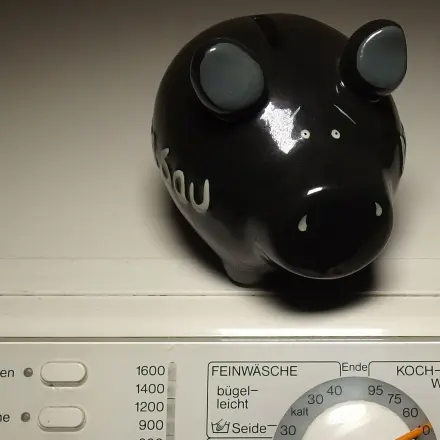 Extra-Haushaltsgeld beim Waschen