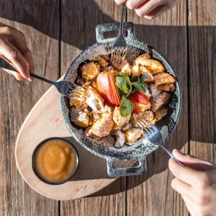 "Bernhards Welt" – Ein Kaiser teilt nicht