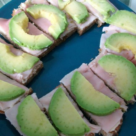 Trüffelbutter & Avocado – perfekt für die Brotzeit