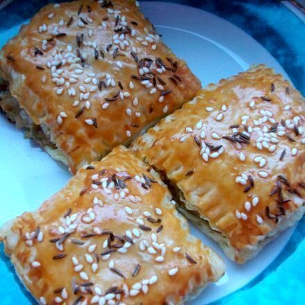 Asiatische Blätterteigtaschen mit Pak Choi & Möhren