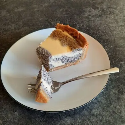 Käsekuchen mit Mohn