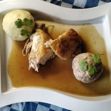 Sonntagshahn aus dem Ofen