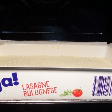 Tiefkühl-Lasagne und -Aufläufe gehören in den Ofen
