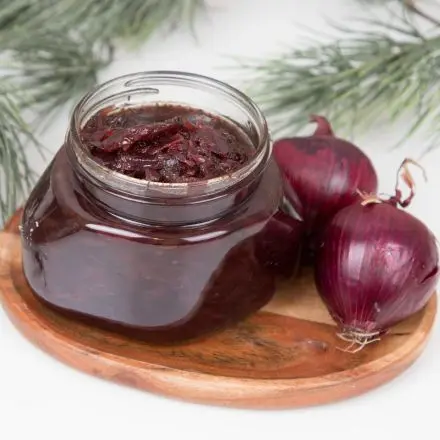 Rotes Zwiebel-Chutney selber machen