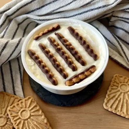 Japanischer Joghurt-Cheesecake-Trend mit Lotus