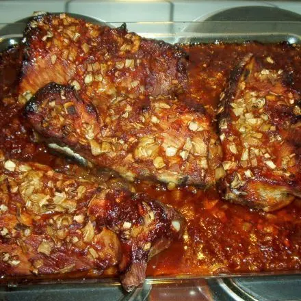 Dicke Rippe mit Zwiebeln