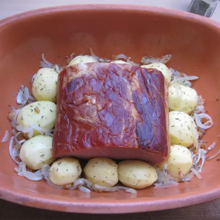 Kassler aus dem Römertopf