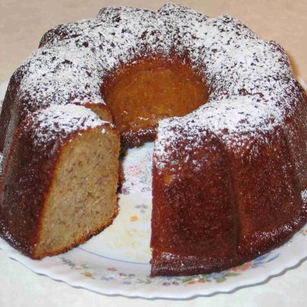 Bananen-Joghurt-Gugelhupf