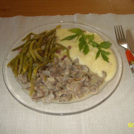 Hähnchenmägen "deftig"