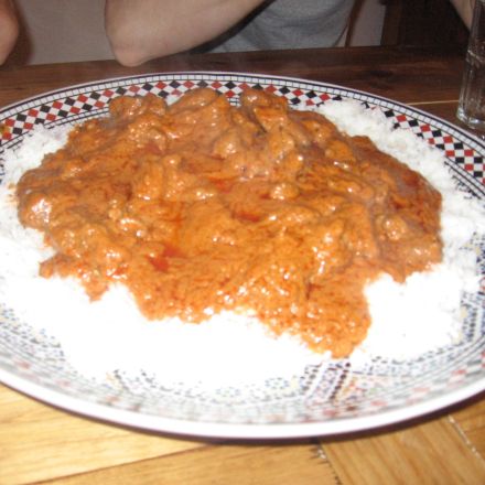 Domoda – Fleisch in Erdnusssoße