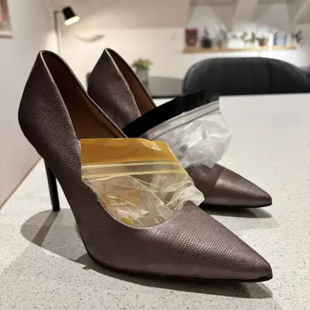 Schuhe weiten: Der Gefrierbeutel-Trick