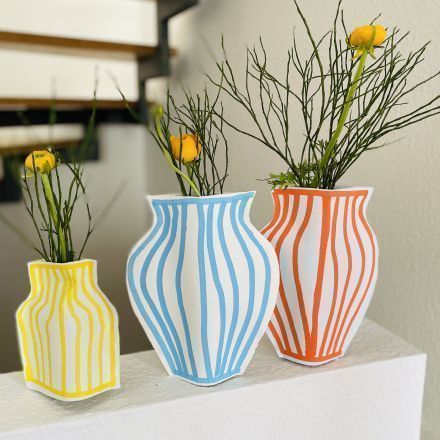 Vase aus Papier basteln – DIY im Comic-Style