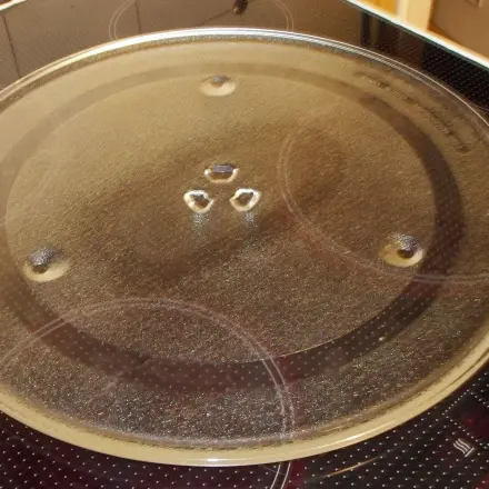 Teller aus alter Mikrowelle weiterverwenden