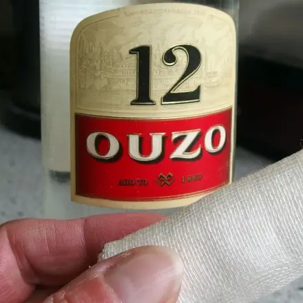 Ouzo gegen Halsweh