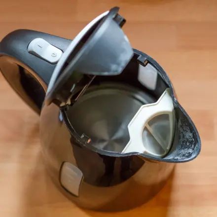 Wasserkocher soll man gar nicht so oft entkalken