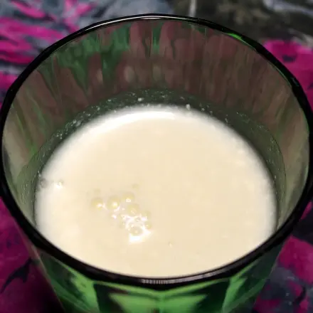 Buttermilch bei Regelschmerzen