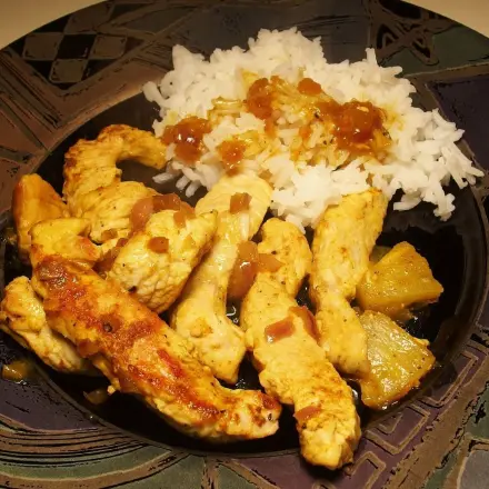 Putenpfanne mit Ananas