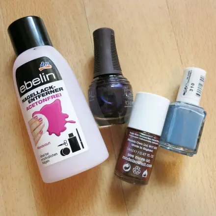 Dickflüssigen Nagellack mit Nagellackentferner verflüssigen