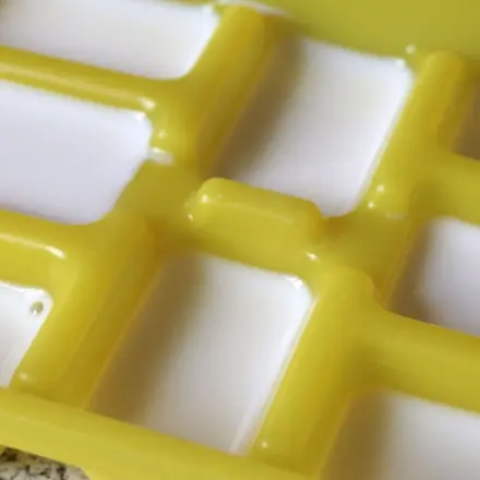 Süße Sahne leicht portioniert und aufbewahrt