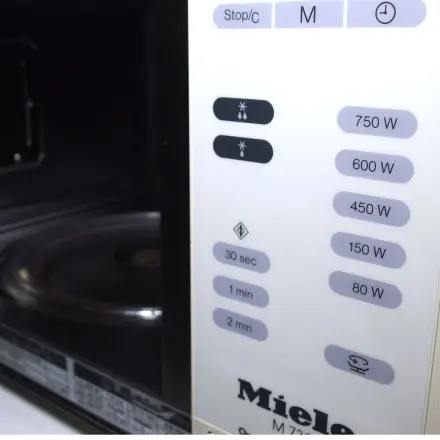 Funken in der Mikrowelle?