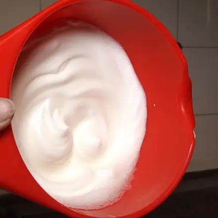 Eiweiß mit Frostschicht leichter schlagen