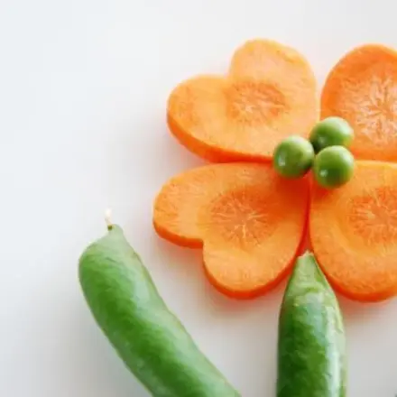 Zwiebel-Möhren auf Brot: Snack oder auch richtige Mahlzeit
