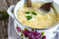 Saure-Eier-Suppe