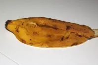 Dornwarzen mit Bananenschalen entfernen