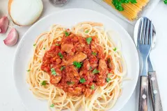 Spaghetti mit Tunfisch: Schnell, g&uuml;nstig, lecker