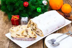 Quarkstollen